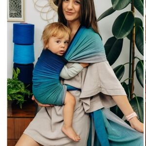 LennyLamb Airglow Long Woven Wrap Size 7